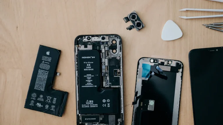 How to Maintain Your Smartphone for Longevity and Performance